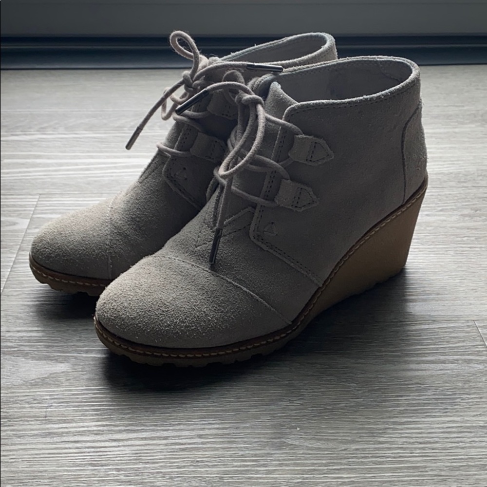 Toms Wedges